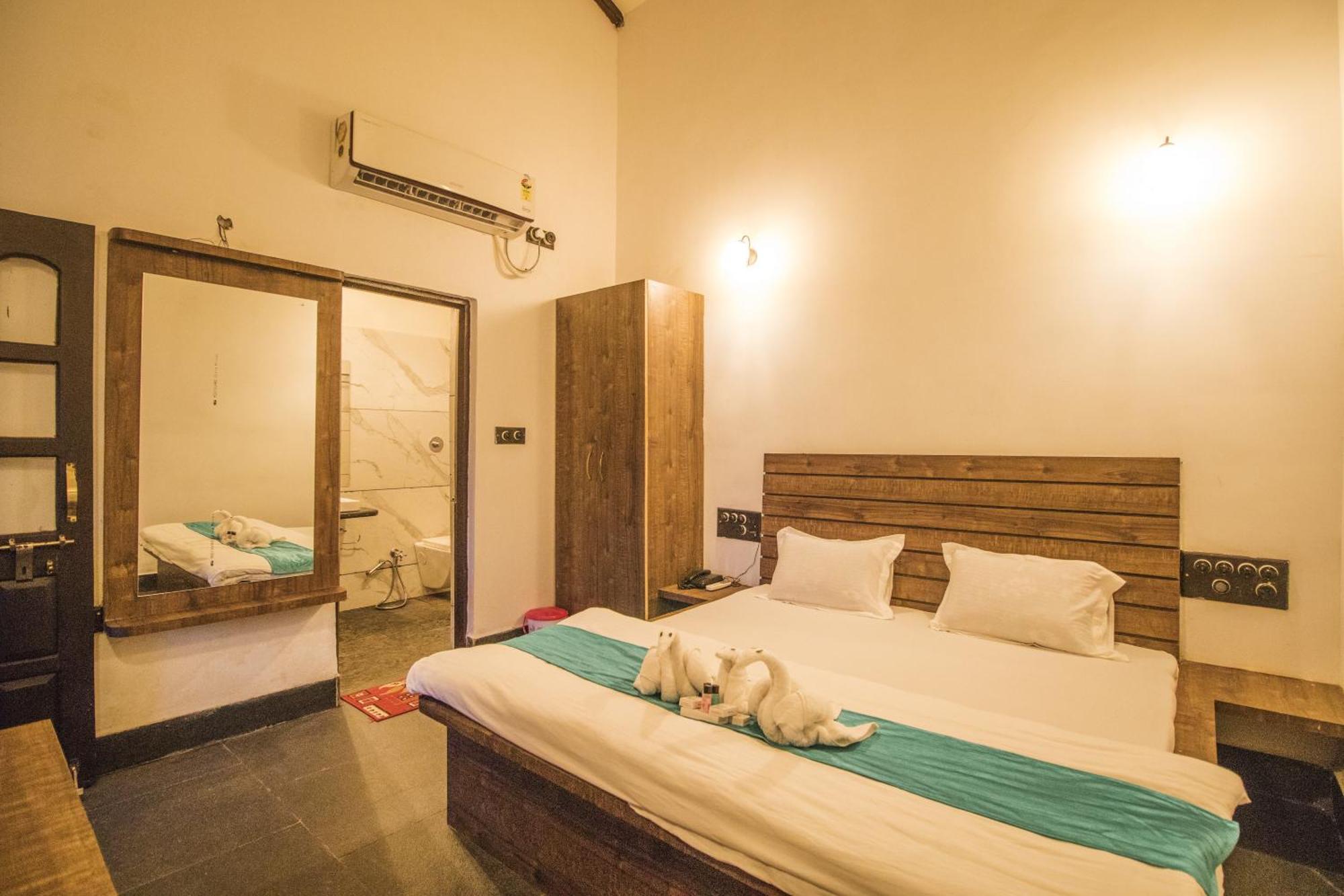 Wowstayz Pachmarhi Ecotel Екстер'єр фото